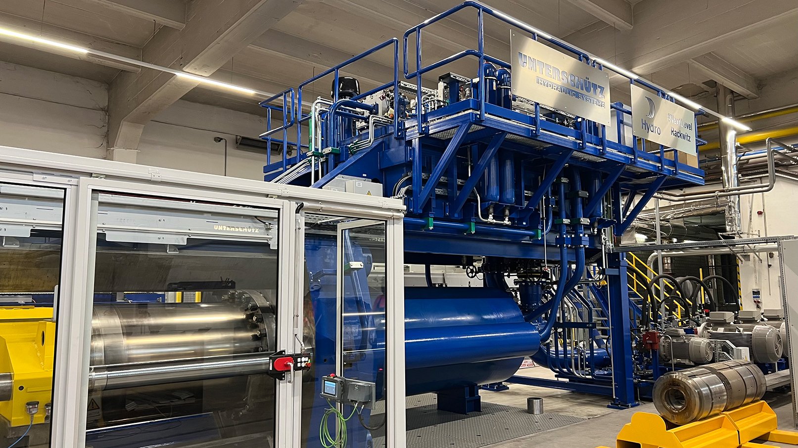 Neue Strangpresse in Rackwitz