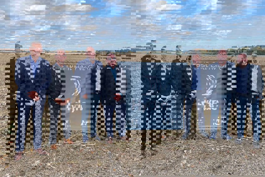 Head of Commercial for North America Trond Gjellesvik, Head of Product Supply and Joint Venture Offtake Duncan Pitchford, Head of Operations for Recycling Hans Bjerkaas, Director of Sales for North America Brian Muirhead, Head of Recycling Trond Olaf Christophersen, and Executive Vice President for Aluminium Metal Eivind Kallevik visited the site with MEC President & CEO Bob Hance on November 4.